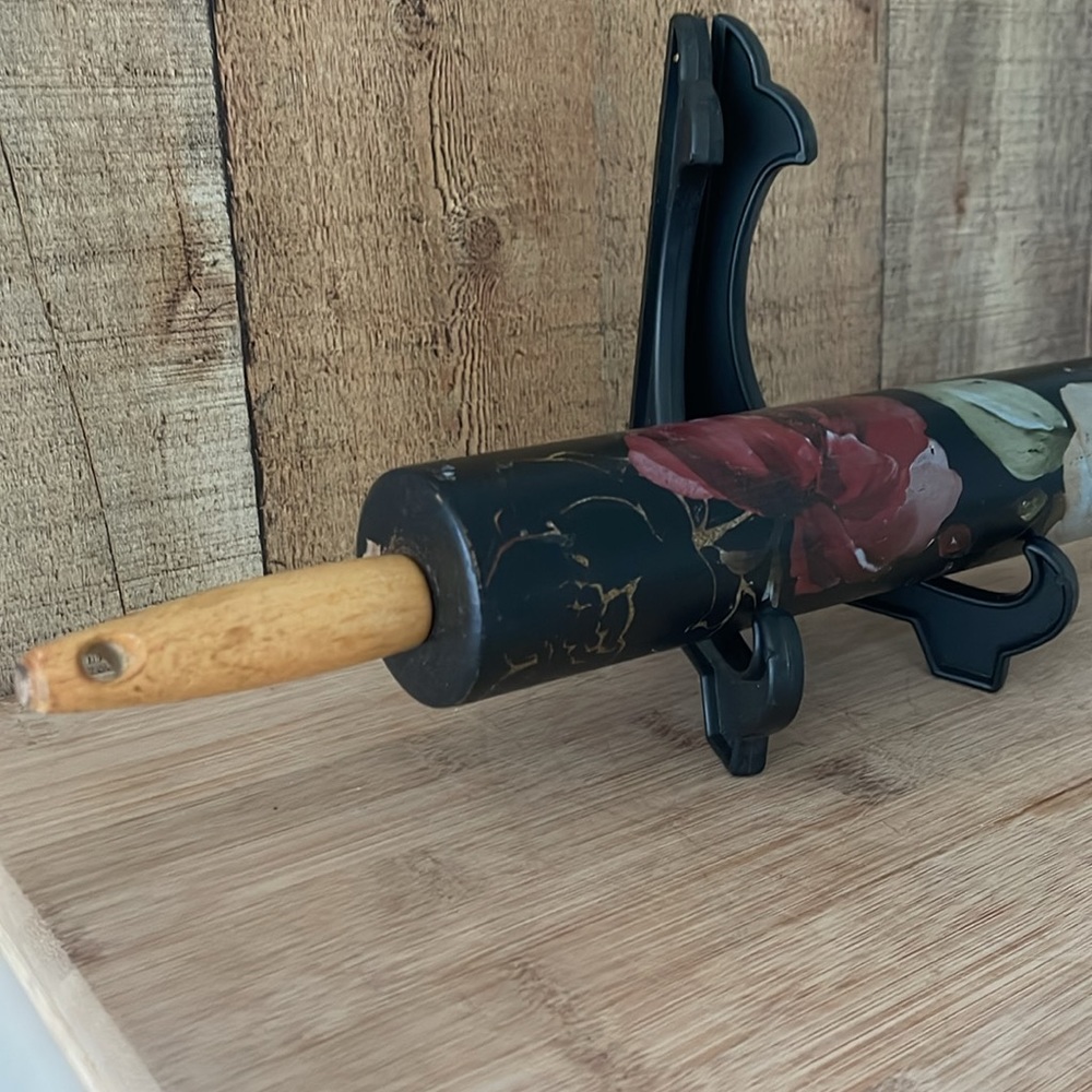 Vintage painted decorative rolling pin - Picture 3 of 5